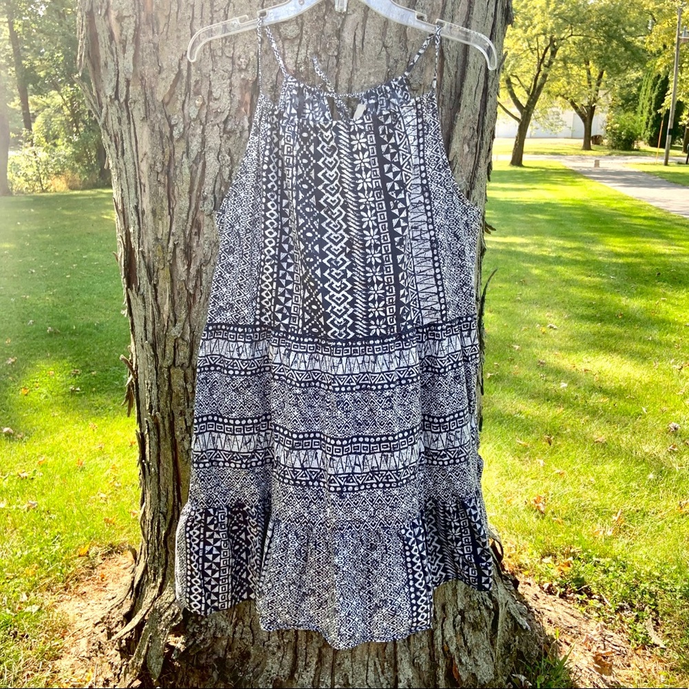 Adorable & Comfortable LOFT Dress